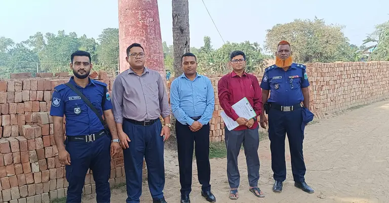 নওগাঁয় ইটভাটায় অভিযান